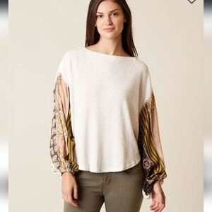 Free People Ivory "Blossom" Thermal Size M